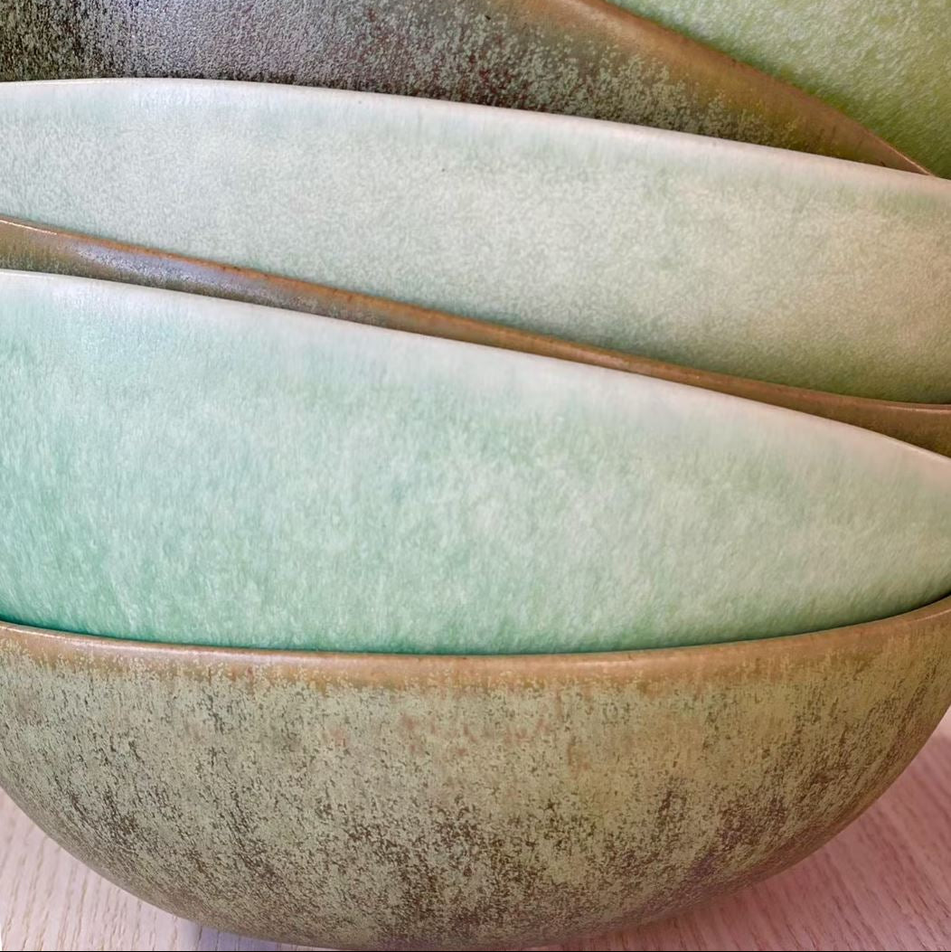 Egg Back Home Green Matte Bowl – Deep