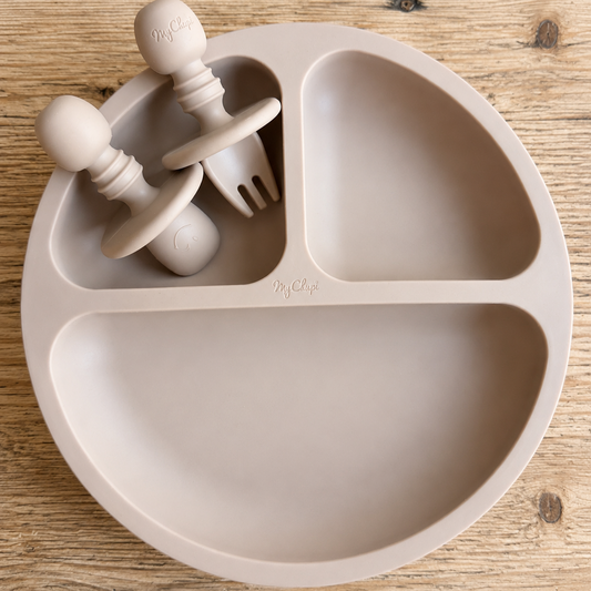 La Romi Sectioned Suction Plate & Cutlery Set – Taupe